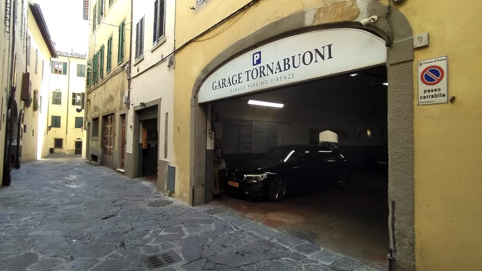 Entrance of Garage Tornabuoni