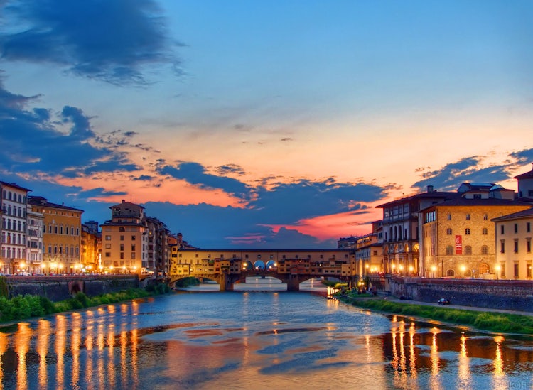 Ponte Vecchio at sunset